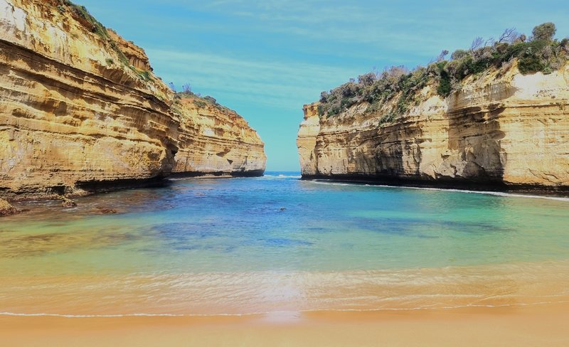 Great Ocean Road and 12 Apostles Private Day Tour