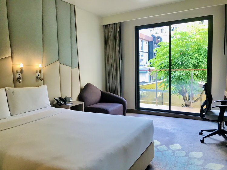 Holiday Inn Express Bangkok Sukhumvit 11 Bangkok 22 Hotel Deals Klook New Zealand