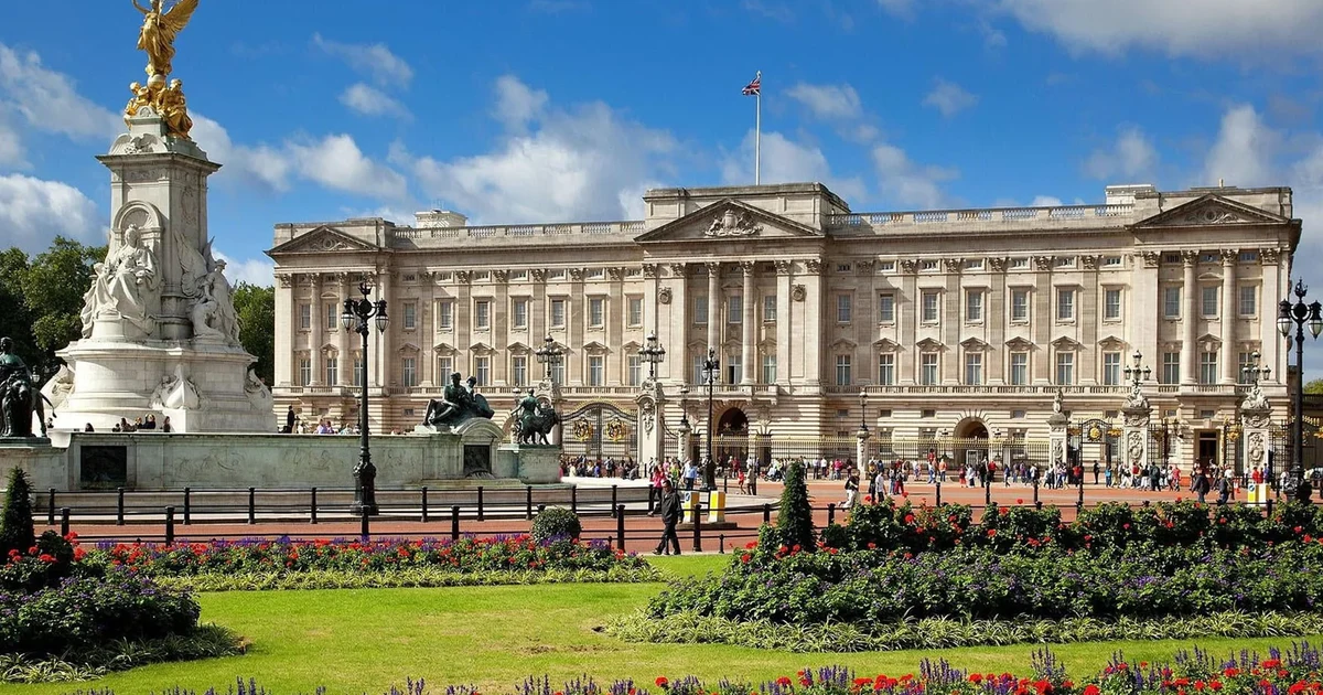 Buckingham Palace: Everything You Need Before Visiting