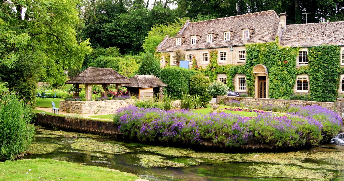 Your Ultimate Guide to the UK in June - Klook Travel Blog