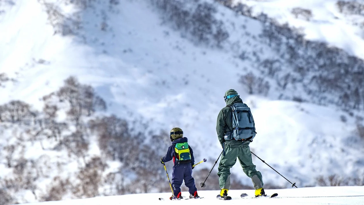 KIRORO滑雪與雪地體驗＆小樽觀光巴士之旅│北海道