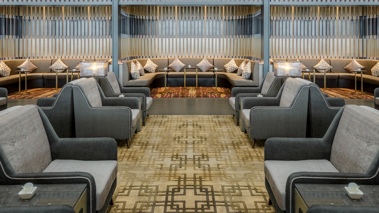 Shanghai Pudong Airport China Eastern Airlines · Plaza Premium Lounge No. 77 - Plaza Premium Lounge