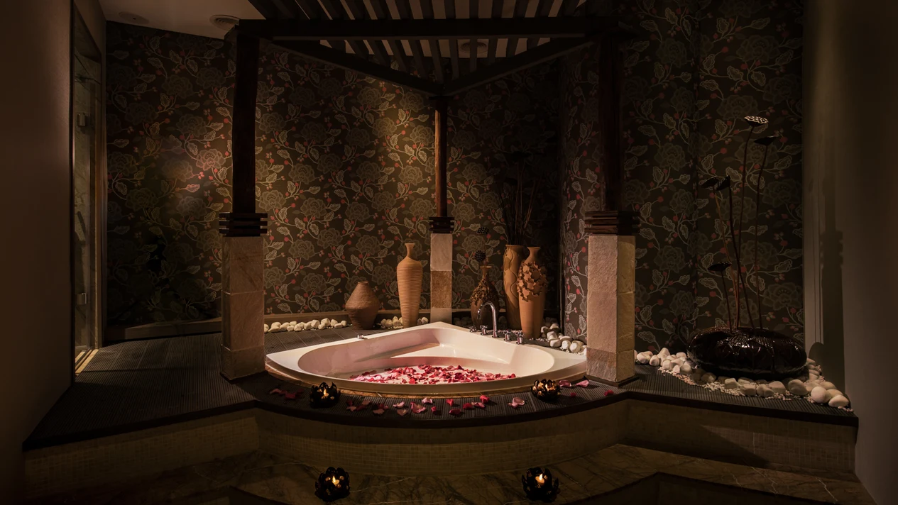 Beauty Forever Beauty and SPA Experience｜Apricot Whitening Facial Treatment, Signature Aromatherapy Spa, Full Body Massage｜Taikoo, Kwun Tong, Central, Tsim Sha Tsui, Tsuen Wan, Shatin