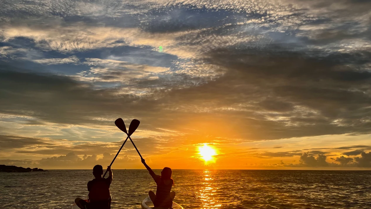 New Taipei: Bay Mini Cruise-SUP Stand Up Paddle Adventure