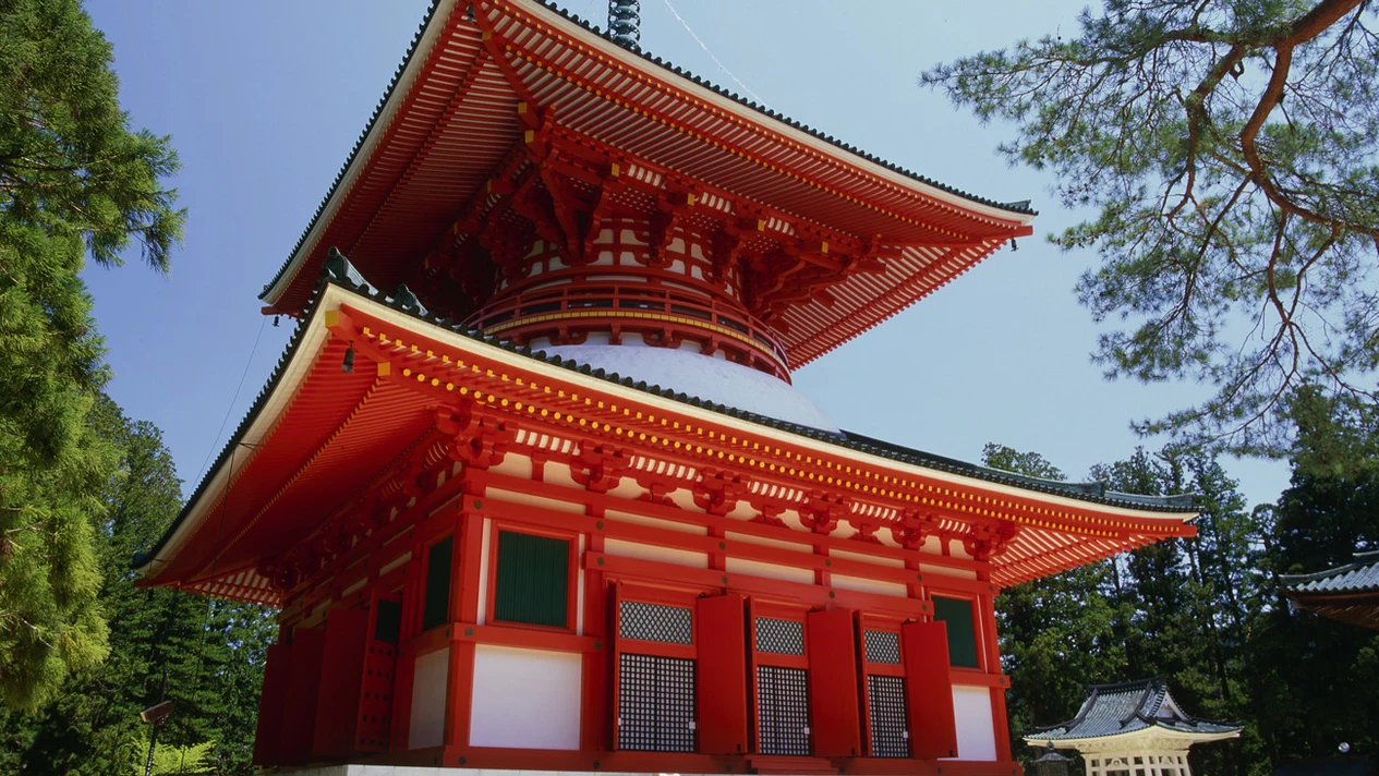 Koyasan Hiking Tour (Departing from Osaka)
