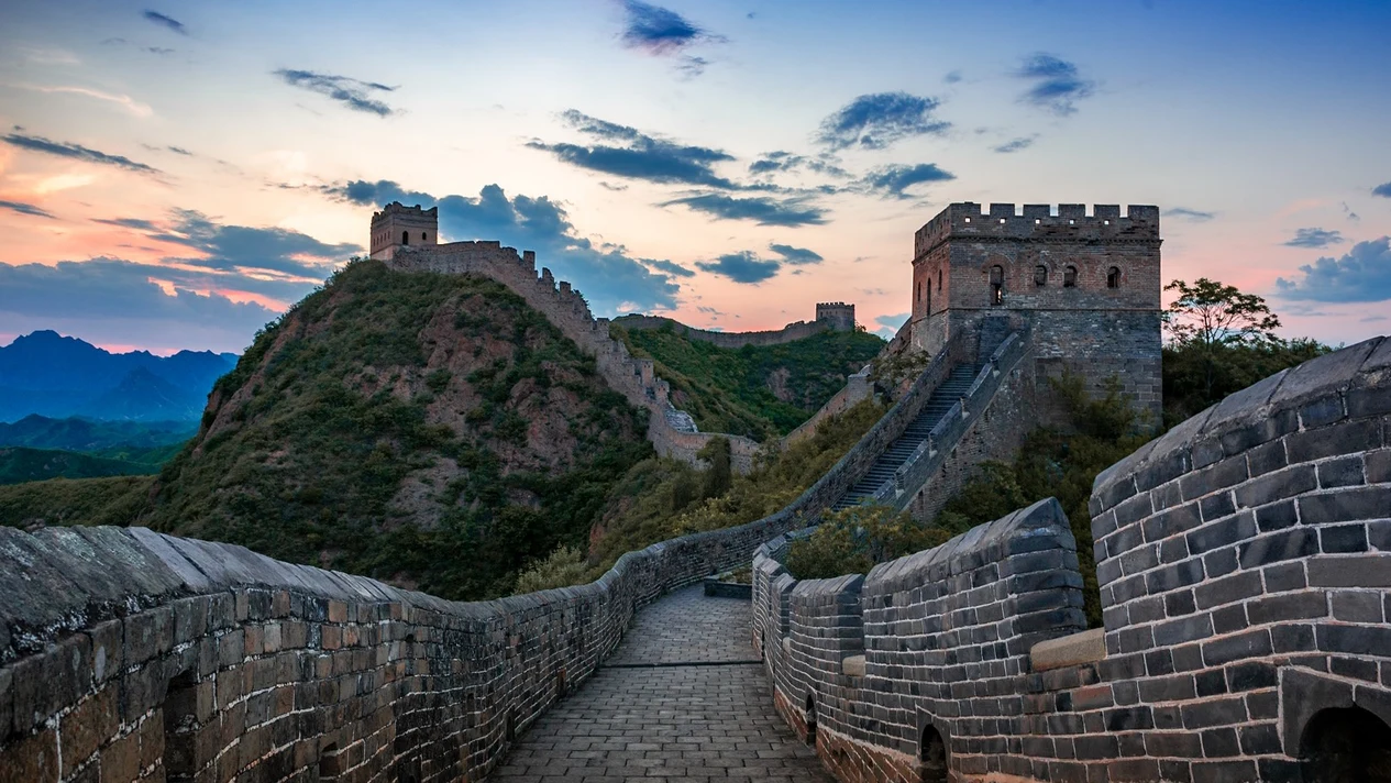 Beijing Tiananmen Square + Badaling Great Wall Day Tour