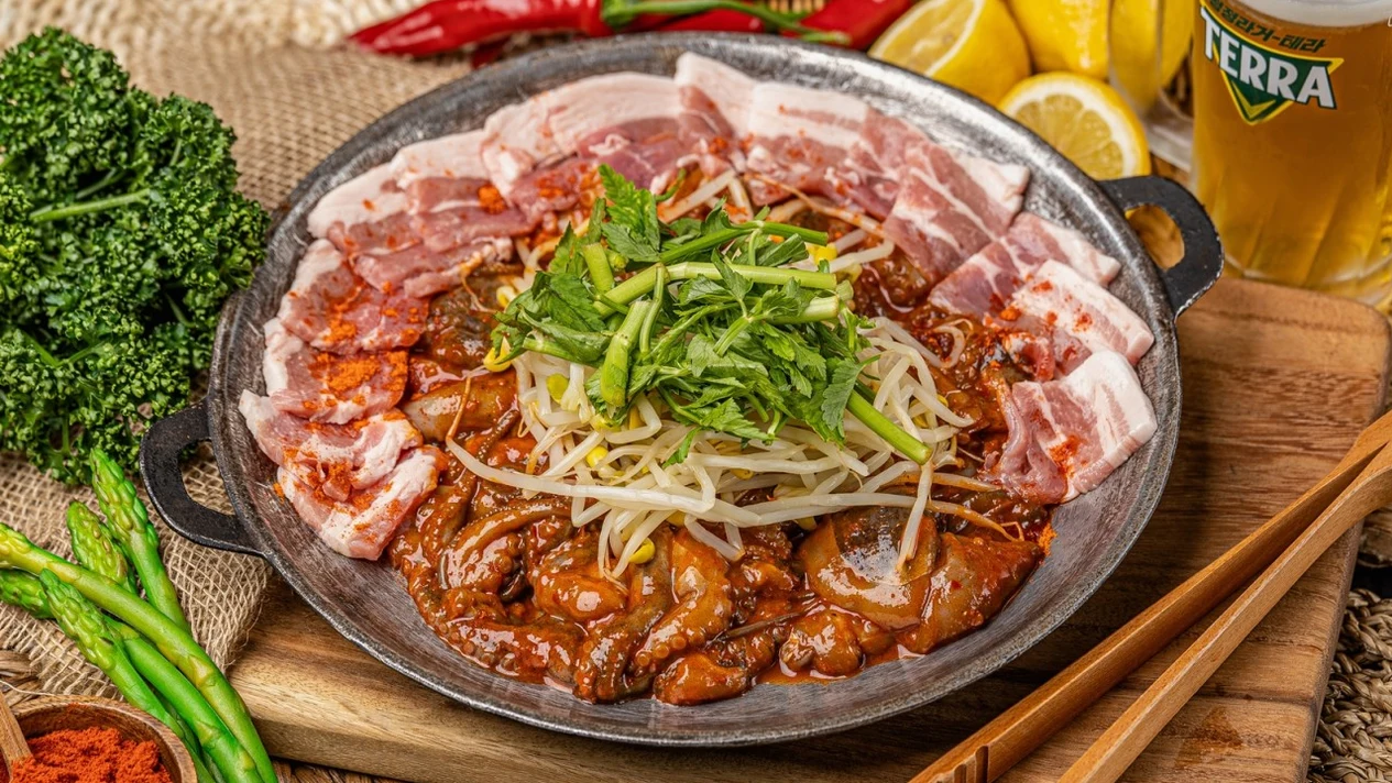 首爾韓式炒菜餐廳餐桌預訂
