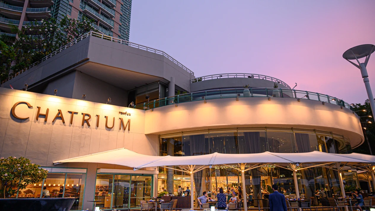 曼谷河畔察殿河濱酒店自助餐