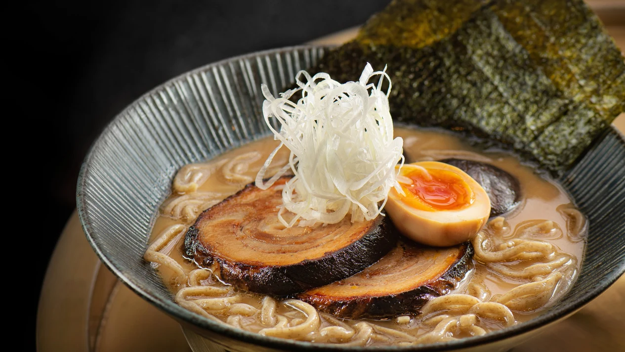 Four Seasons Hotel Macau - A vibrant and creative ramen restaurant
