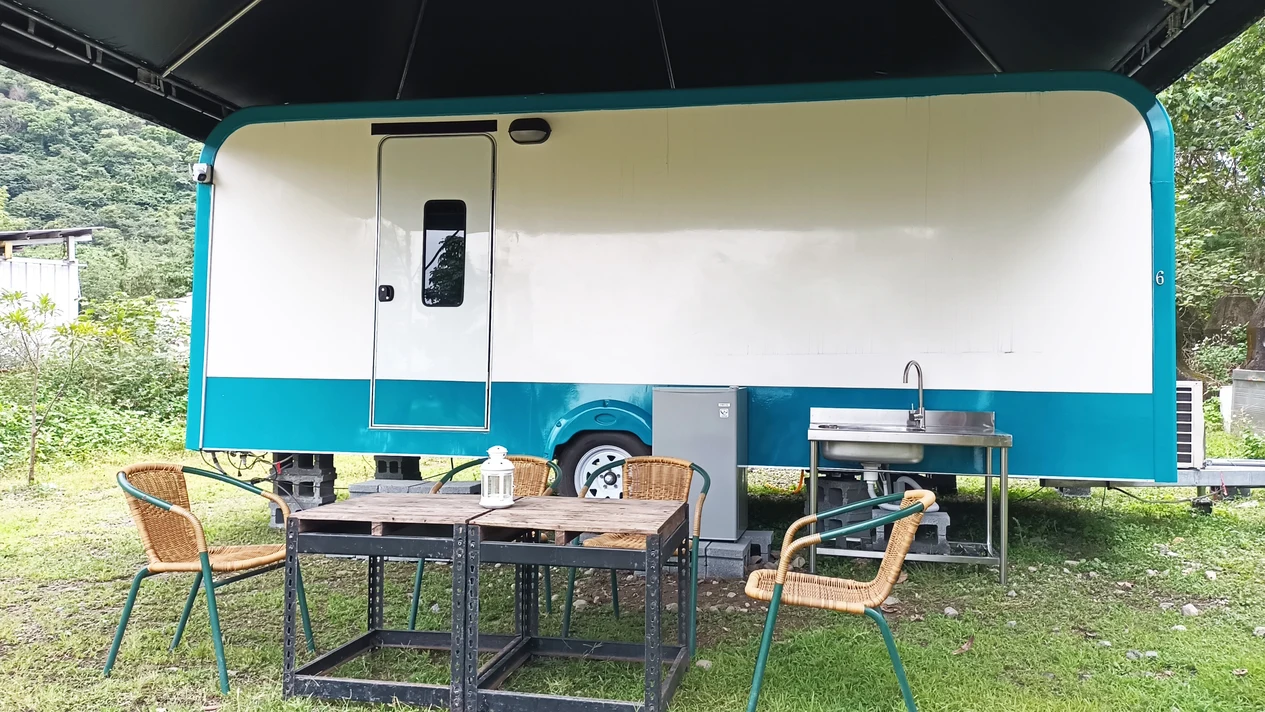 Yilan: Wandong Sunrise Campervan