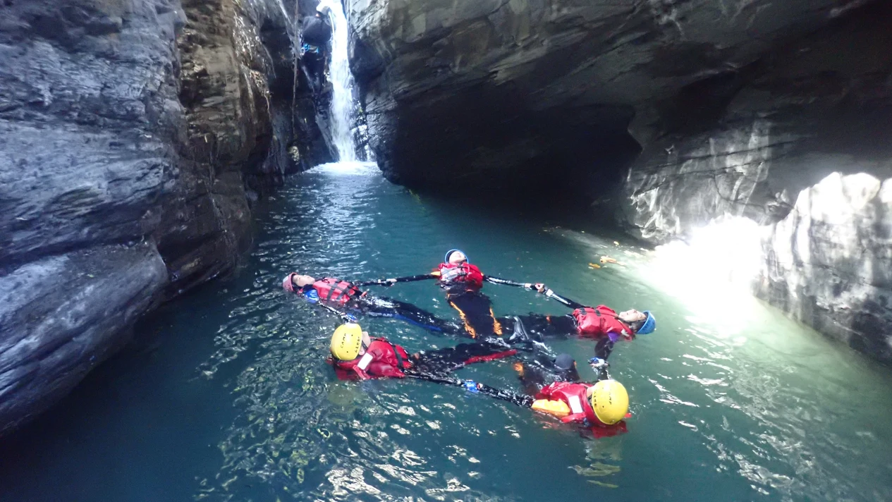 Kaohsiung Maolin to Love Valley River Tracing Experience