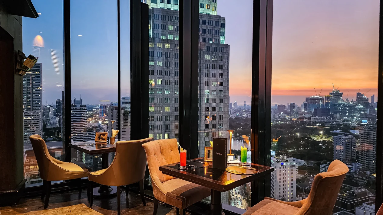 Medinii Panorama Restaurant Bangkok