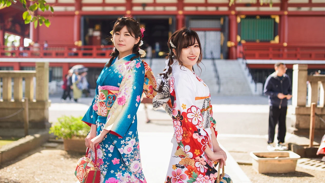 Tokyo Asakusa Kimono & Furisode Rental Experience