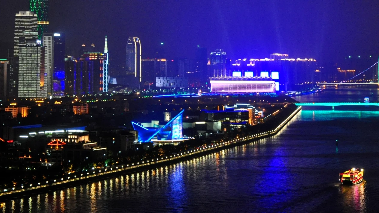 Guangzhou Pearl River Night Tour (Boarding at Haixinsha Pier)