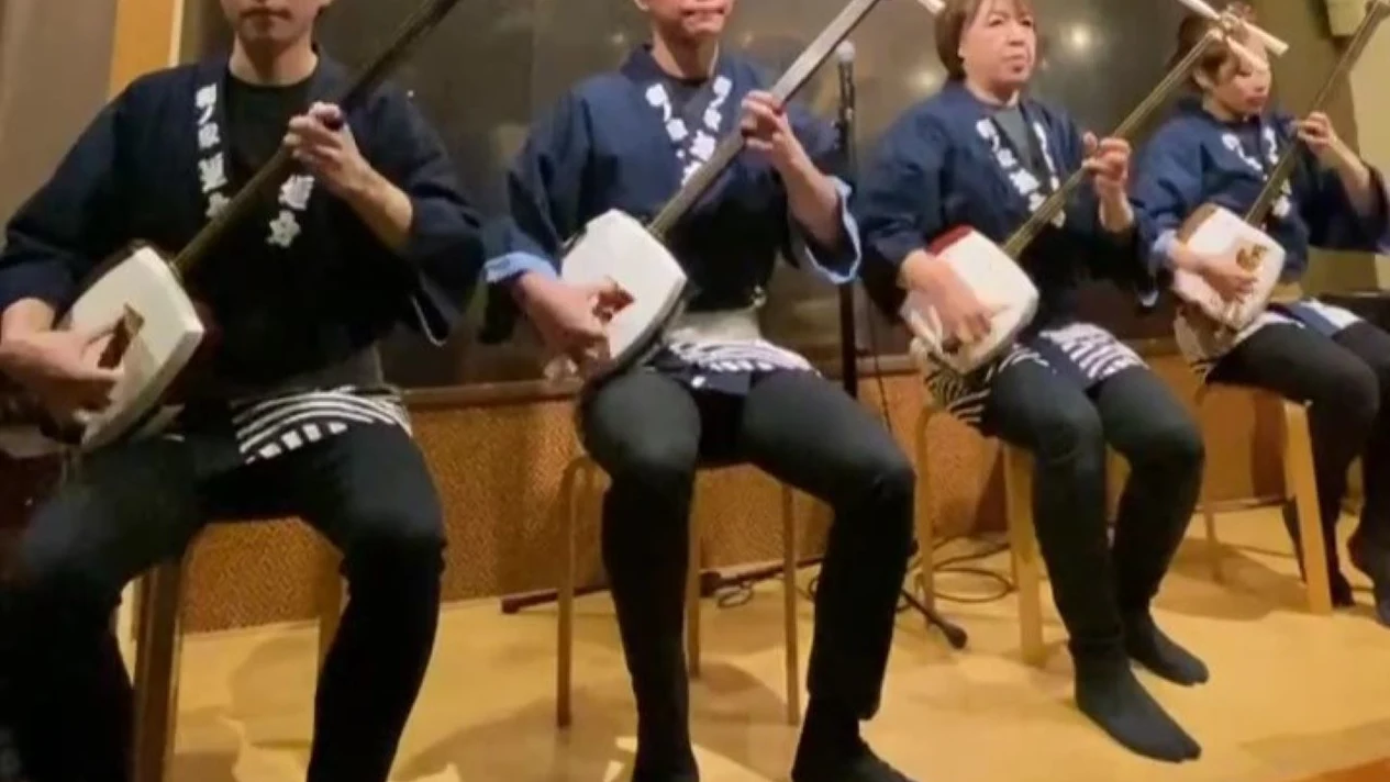 日本傳統居酒屋晚餐 & 現場樂器表演