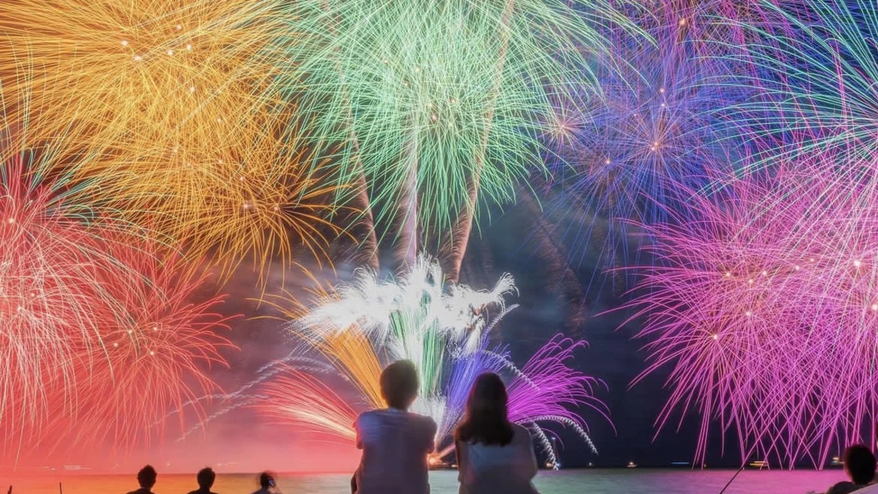 [Hakone & Atami Fireworks Day Trip] Mount Fuji Hakone Shrine & Water Torii Gate & Lake Ashi Walking & Atami Sunshine Beach & Atami Fireworks Festival (Departing from Tokyo)