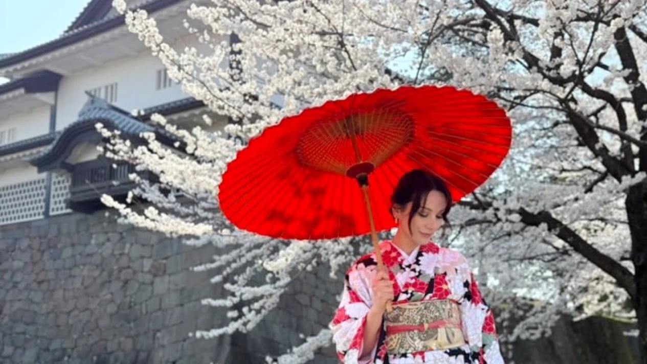 Kimono rental experience at Osaka Wargo Kimono Shinsaibashi store