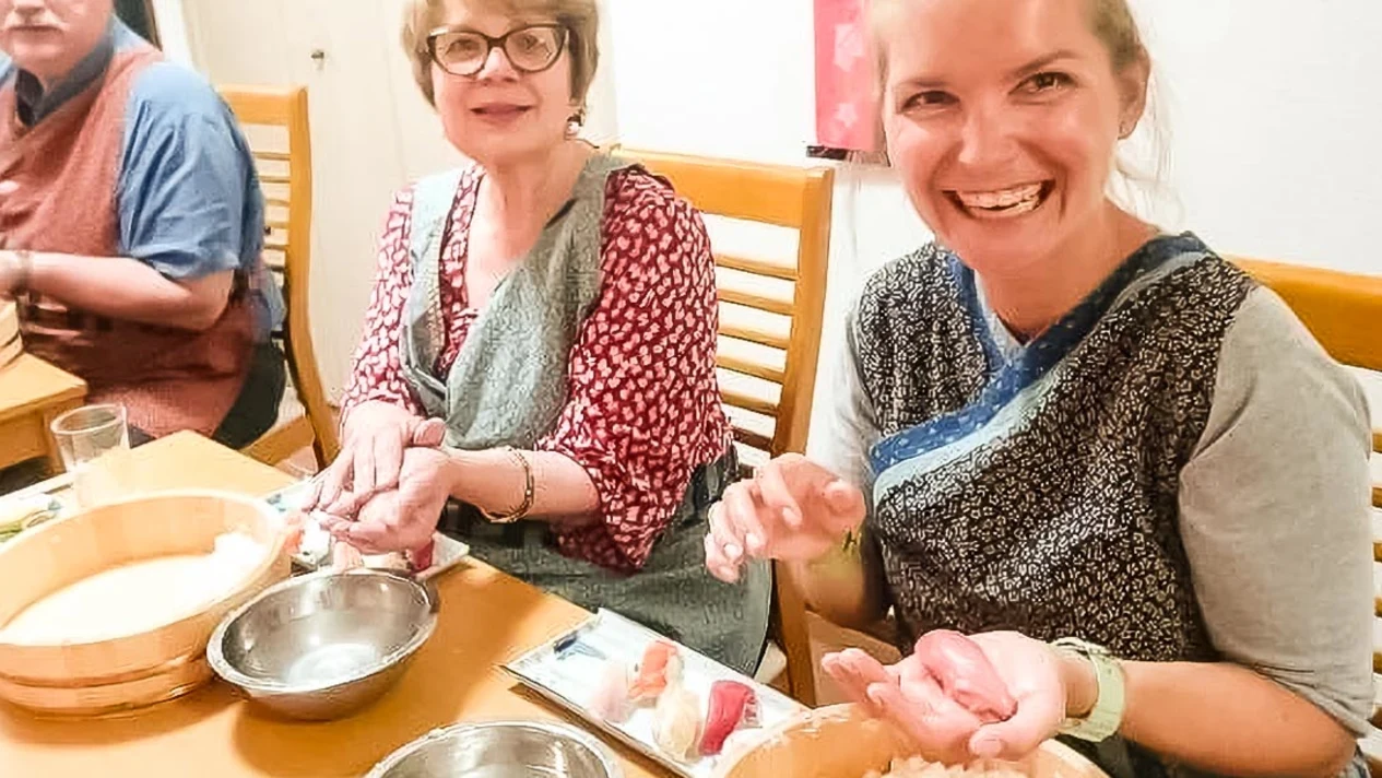 Osaka sushi making course (2.5 hours)