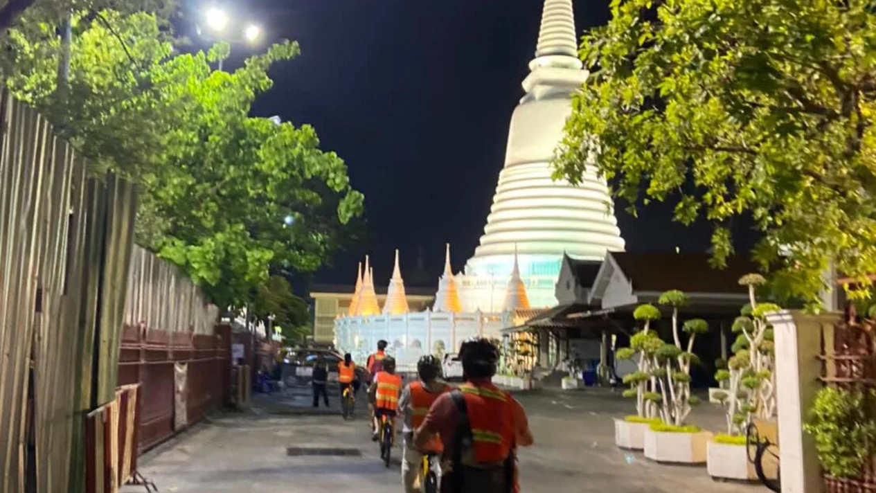 曼谷耀華力路夜間小團遊