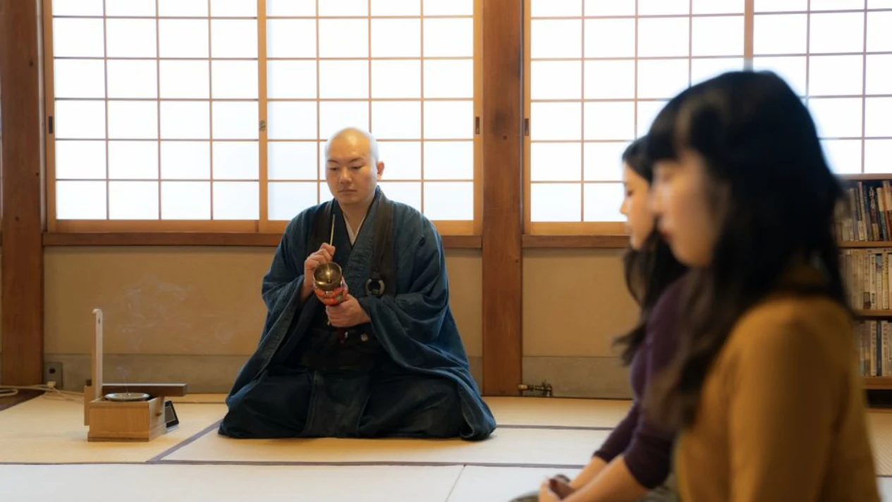 在私人寺廟與僧侶一起體驗東京禪宗冥想