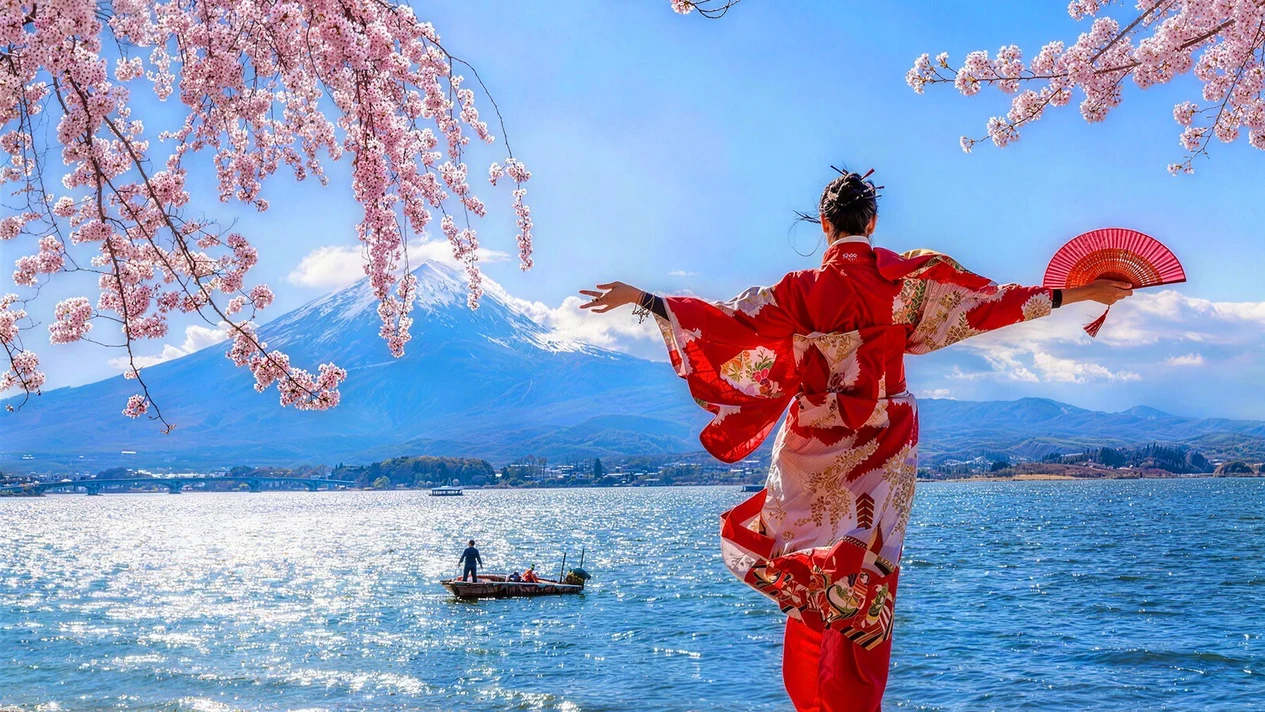 Fuji Internet Celebrity Check-in Attractions & Lake Kawaguchi Four Seasons Flower Exploration Tour (Free Japanese Straw Cake) (Departing from Tokyo/Shinjuku)
