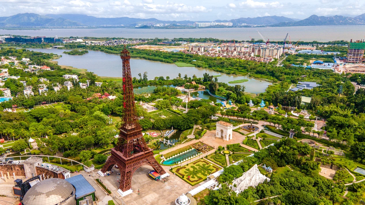 Shenzhen Wildlife Park & Window of the World & Happy Harbor Chartered One Day Tour