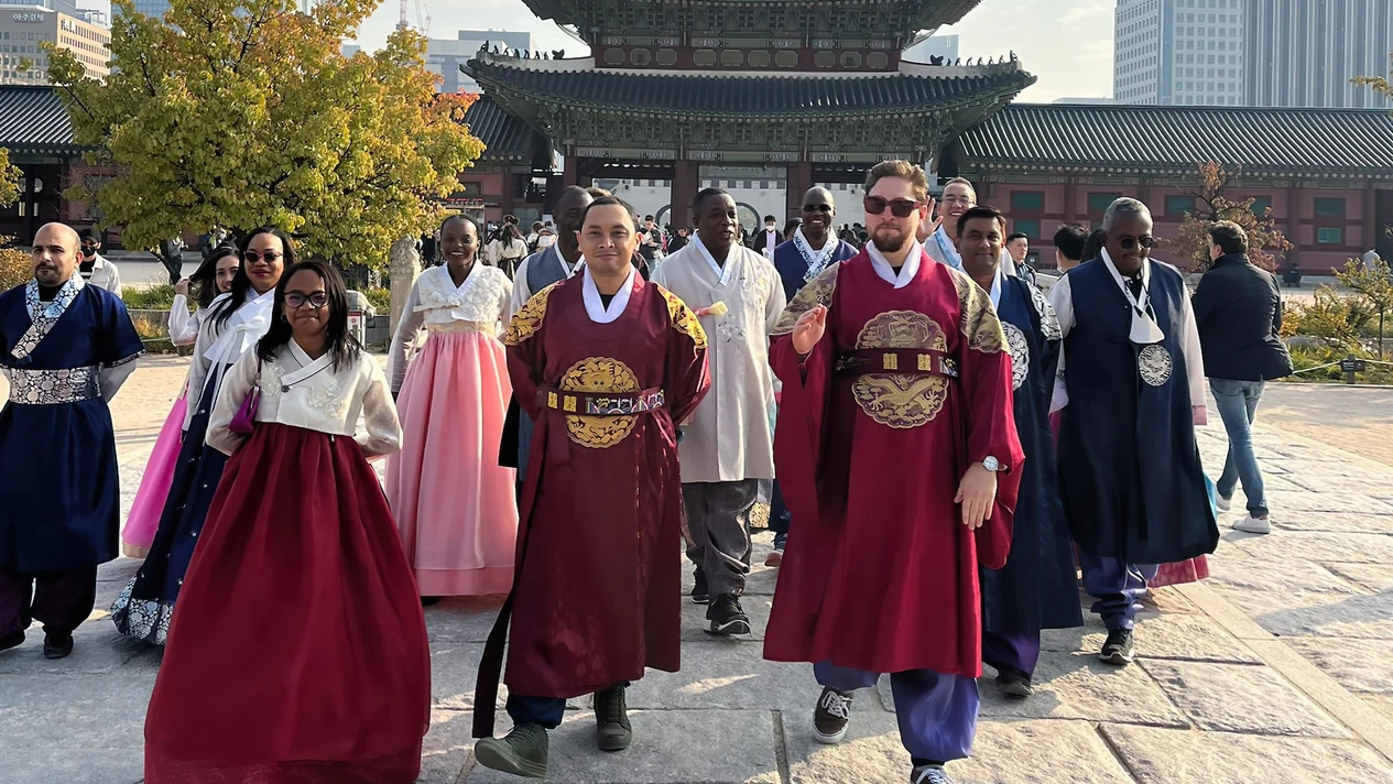 Seoul: City Highlights, Palace Tour (Includes Hanbok Experience)