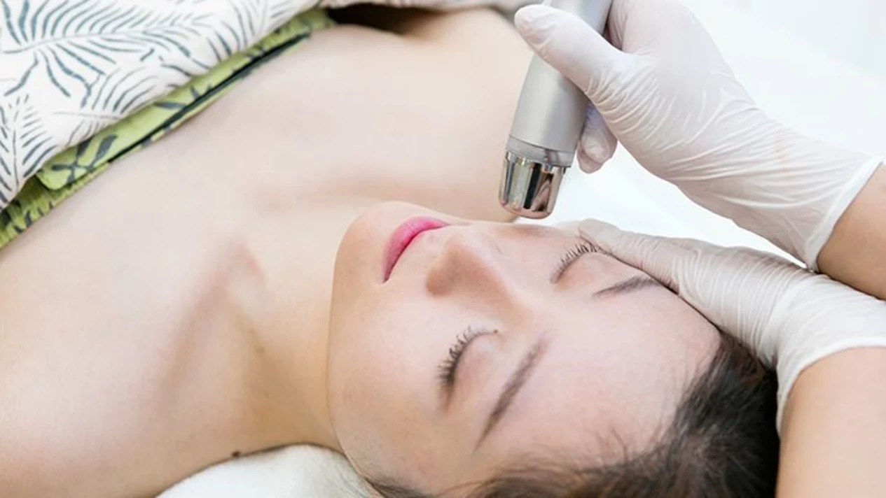 Art de la peau massage experience in Myeongdong, Seoul
