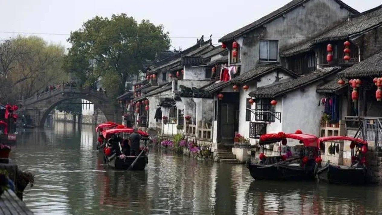 Shanghai Private Small Group Fengjing Ancient Town One-Day Tour