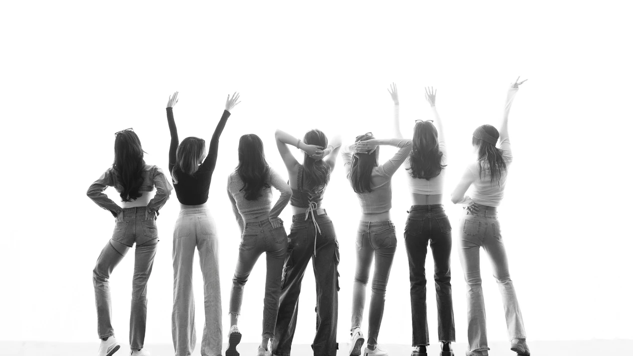 Photo shooting experience of girlfriends and friends in Jiande, South Korea