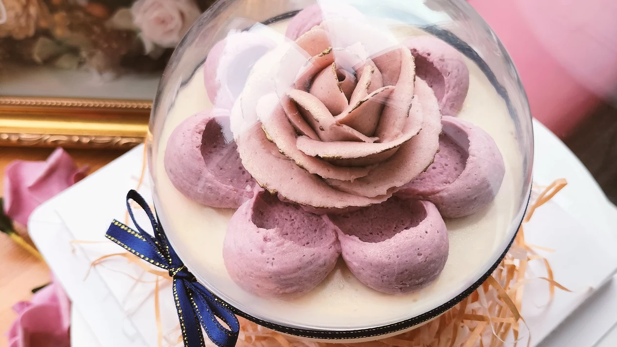 Taipei: Styling Cake DIY (Afternoon Tea Style Tutorial/ Cheese Outlining/ Styling Cream/ Fondant Hand-painting/ Frosting Decoration)