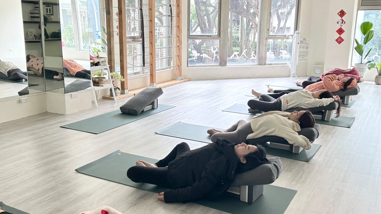 Taipei Zhongshan: Yoga Classes