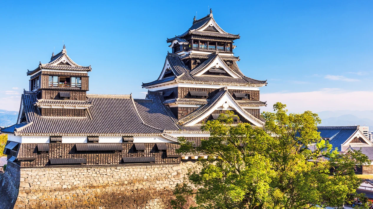 Kumamoto Castle & Aso Volcano & Kussenri & Dazaifu Tenmangu Shrine/Kurokawa Hot Spring One-Day Tour (Departing from Fukuoka)
