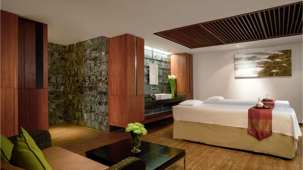 JC Kevin Sathorn Bangkok酒店的Akee Spa