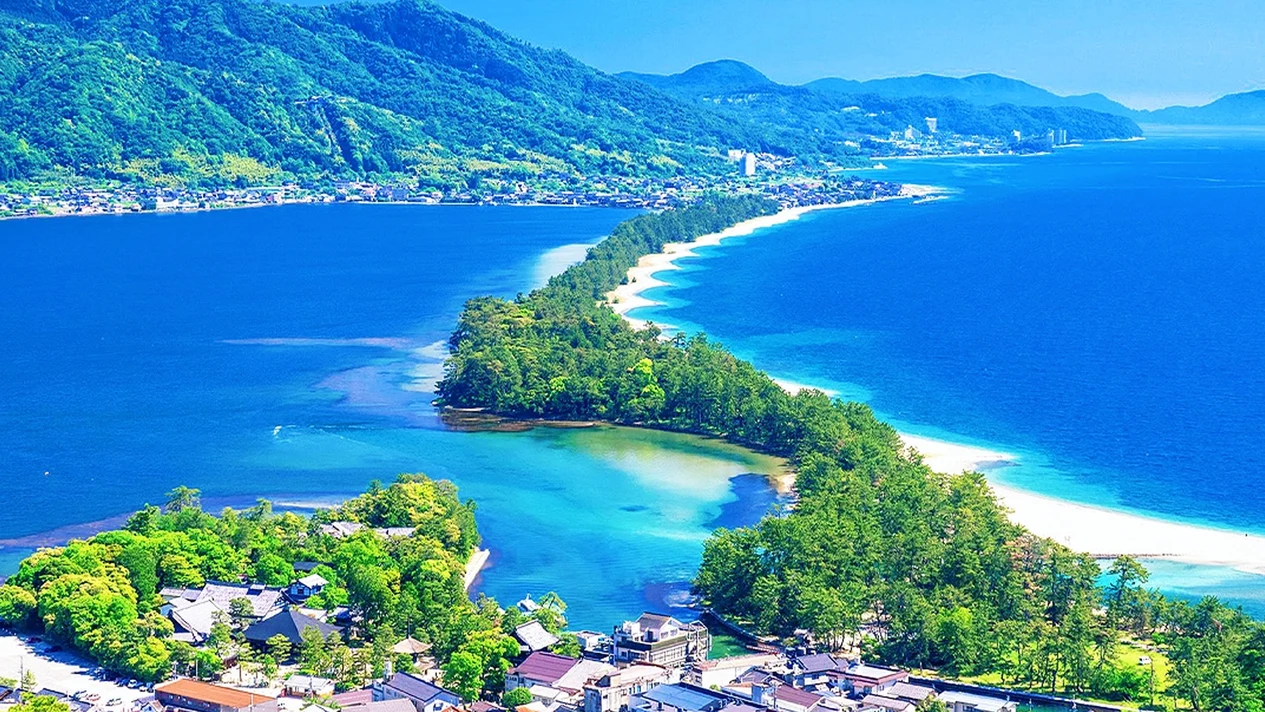 Amanohashidate & Ine Funaya Kyoto One Day Tour丨 (Departing from Osaka/Kyoto)