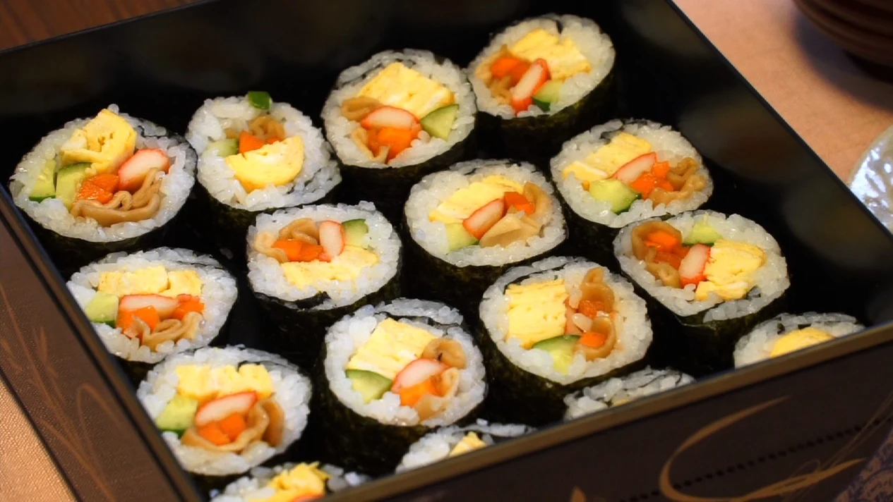 Tokyo Japanese Sushi Roll Cooking Class