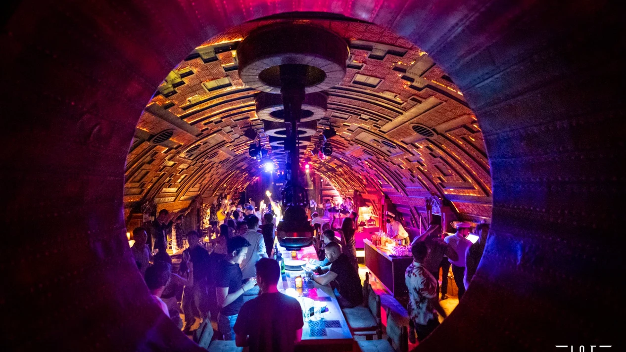 曼谷阿瓦尼Lost & Found & 河畔酒店（雞尾酒 & 現場音樂）