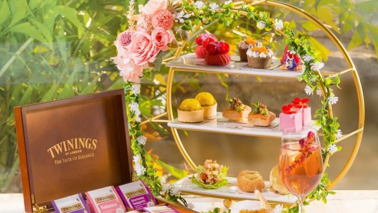 Afternoon tea at Harbor Plaza Metropolis | Coffee Corner