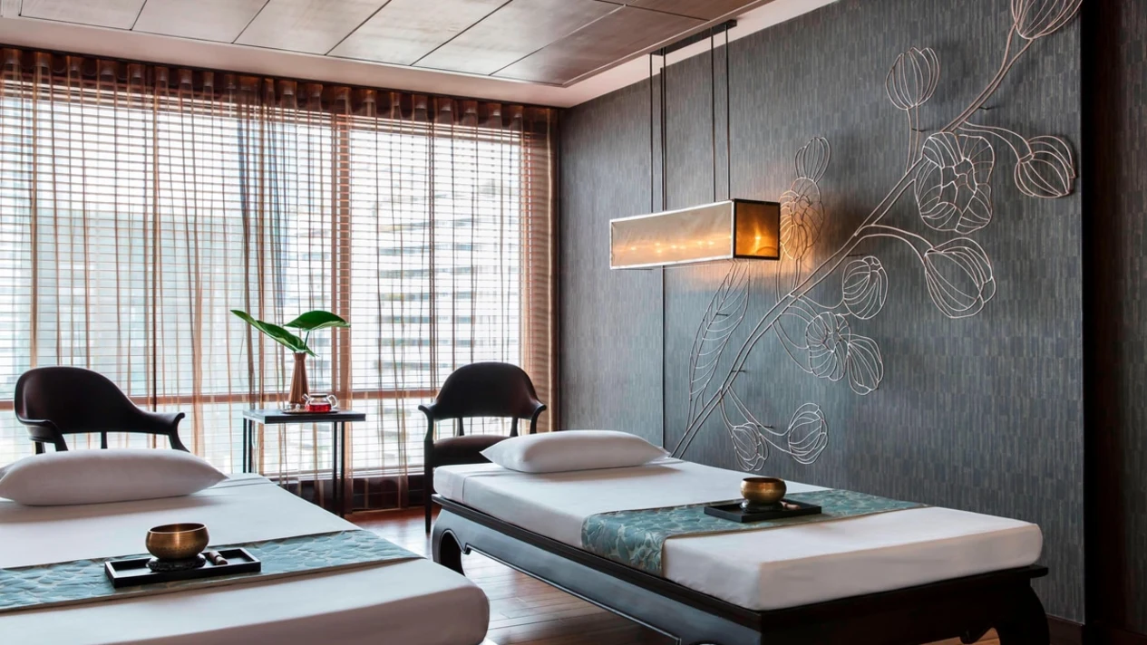 Quan Spa Massage Experience at Bangkok Marriott Marquis Queen's Park Hotel