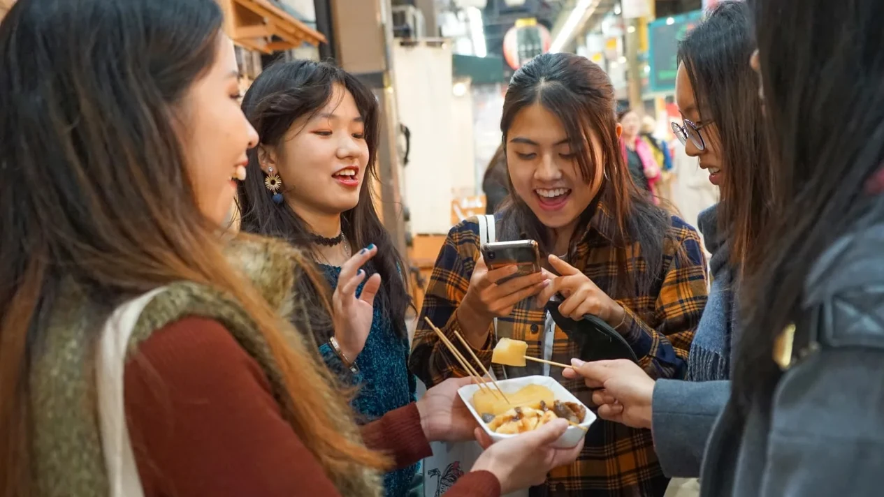 大阪黑門市場半日美食徒步遊