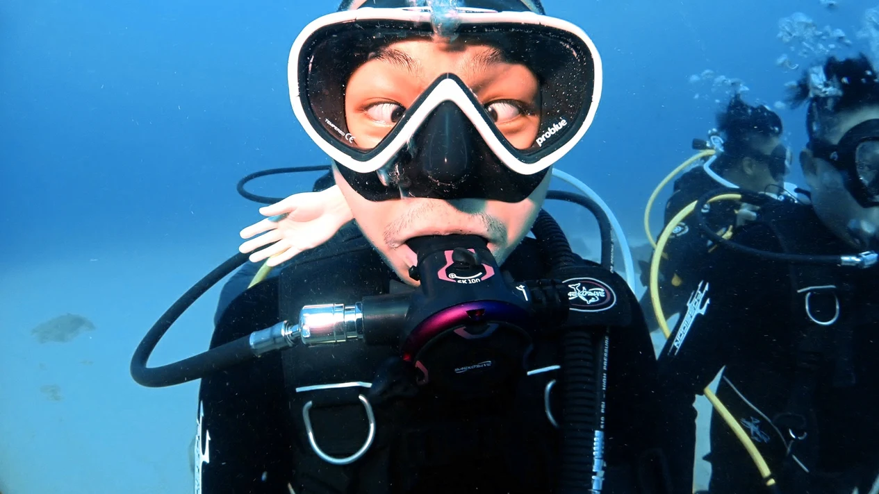 Pingtung: Xiaoliuqiu Poseidon-Scuba experience diving (instructor ratio 1:1)