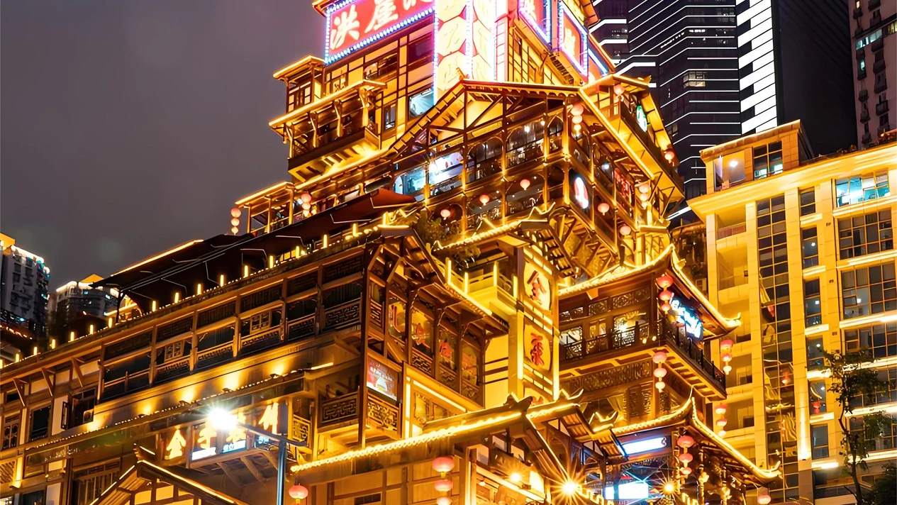 重慶私人導覽夜遊 長江大橋 洪崖洞 朝天門 解放碑 南山一顆樹觀景台