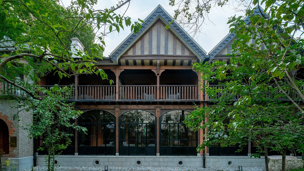Shanghai’s seclusion in bustling Wukang Road Mansion accommodation package