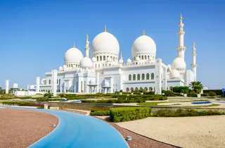 Abu Dhabi Sheikh Zayed Mosque Half-Day Guided Tour at Abu Dhabi