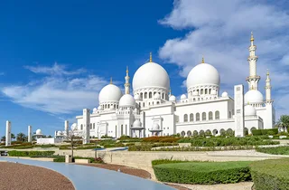 Inside Sheikh Zayed Mosque Walking Tour in Abu Dhabi at Abu Dhabi