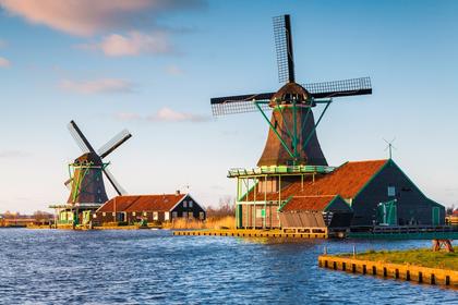 Tur Kincir Angin Zaanse Schans, Edam, Volendam, dan Marken