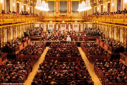 Konser Mozart di Golden Hall