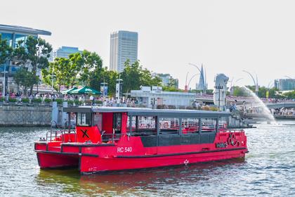 River Cruise oleh WaterB
