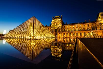 Tiket Louvre Museum dengan Antrean Khusus