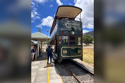 Tur Sehari Mencicipi Anggur di Cape Winelands